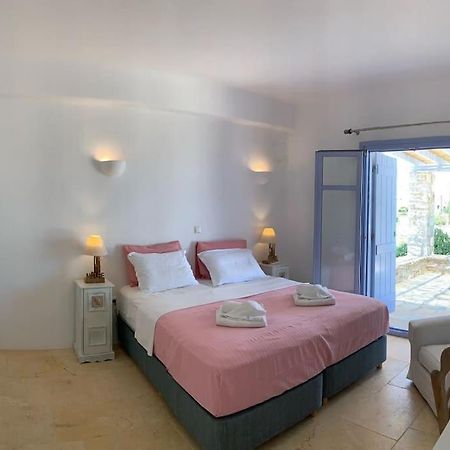 Villa Laugh, On The Limnes Beach Páros 外观 照片