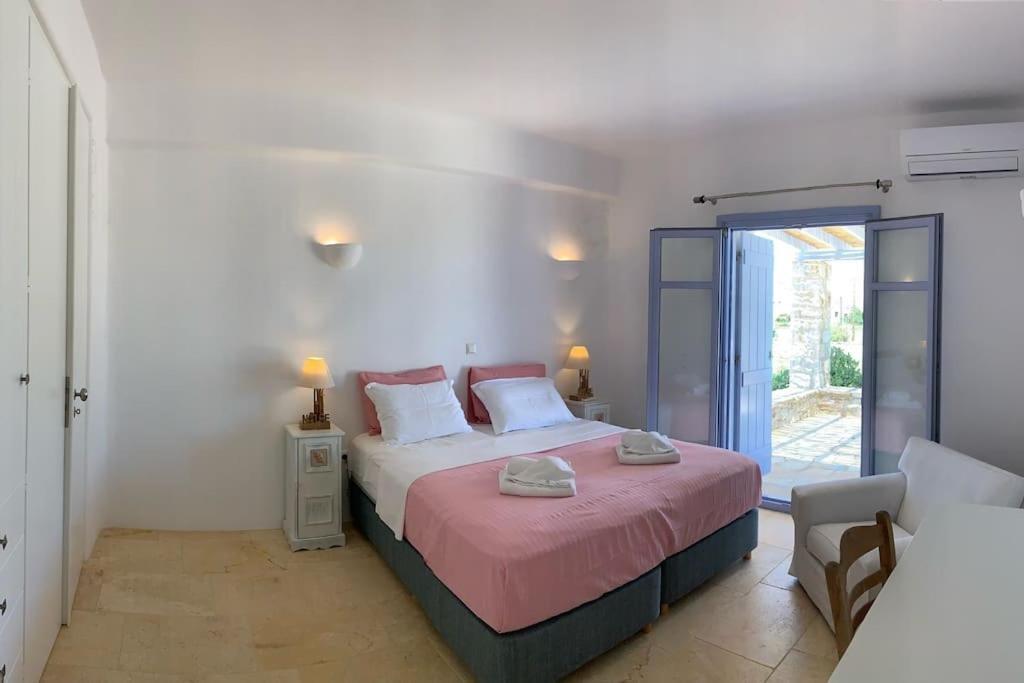 Villa Laugh, On The Limnes Beach Páros 外观 照片