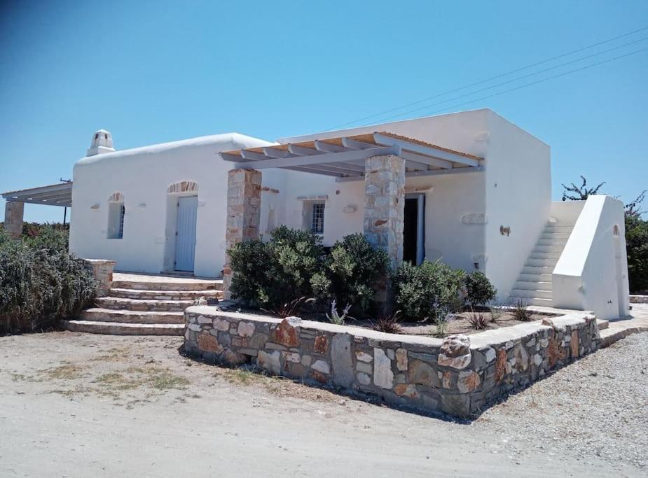 Villa Laugh, On The Limnes Beach Páros 外观 照片