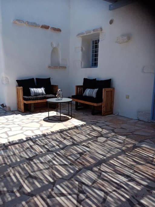 Villa Laugh, On The Limnes Beach Páros 外观 照片