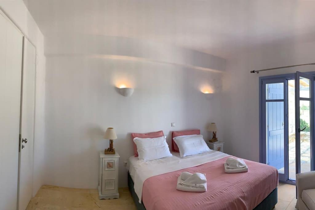 Villa Laugh, On The Limnes Beach Páros 外观 照片